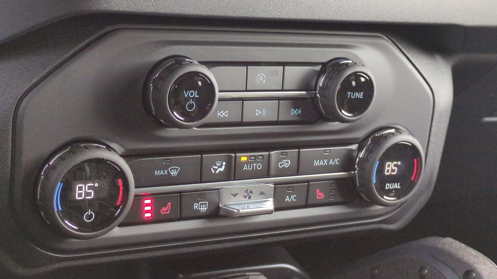 Thumbnail: 2025 Ford Bronco - 28