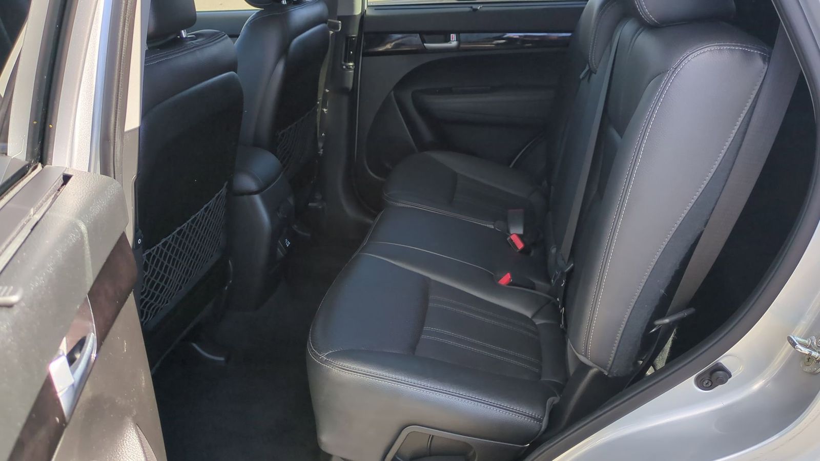 Thumbnail: 2014 Kia Sorento - 18