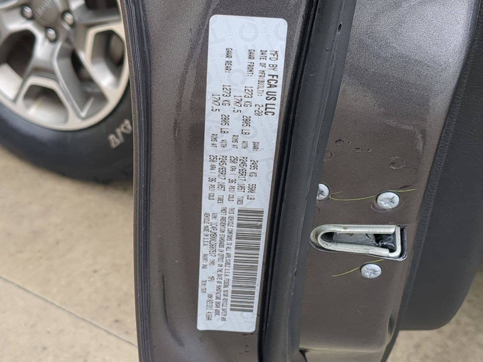 Thumbnail: 2020 Jeep Cherokee - 38