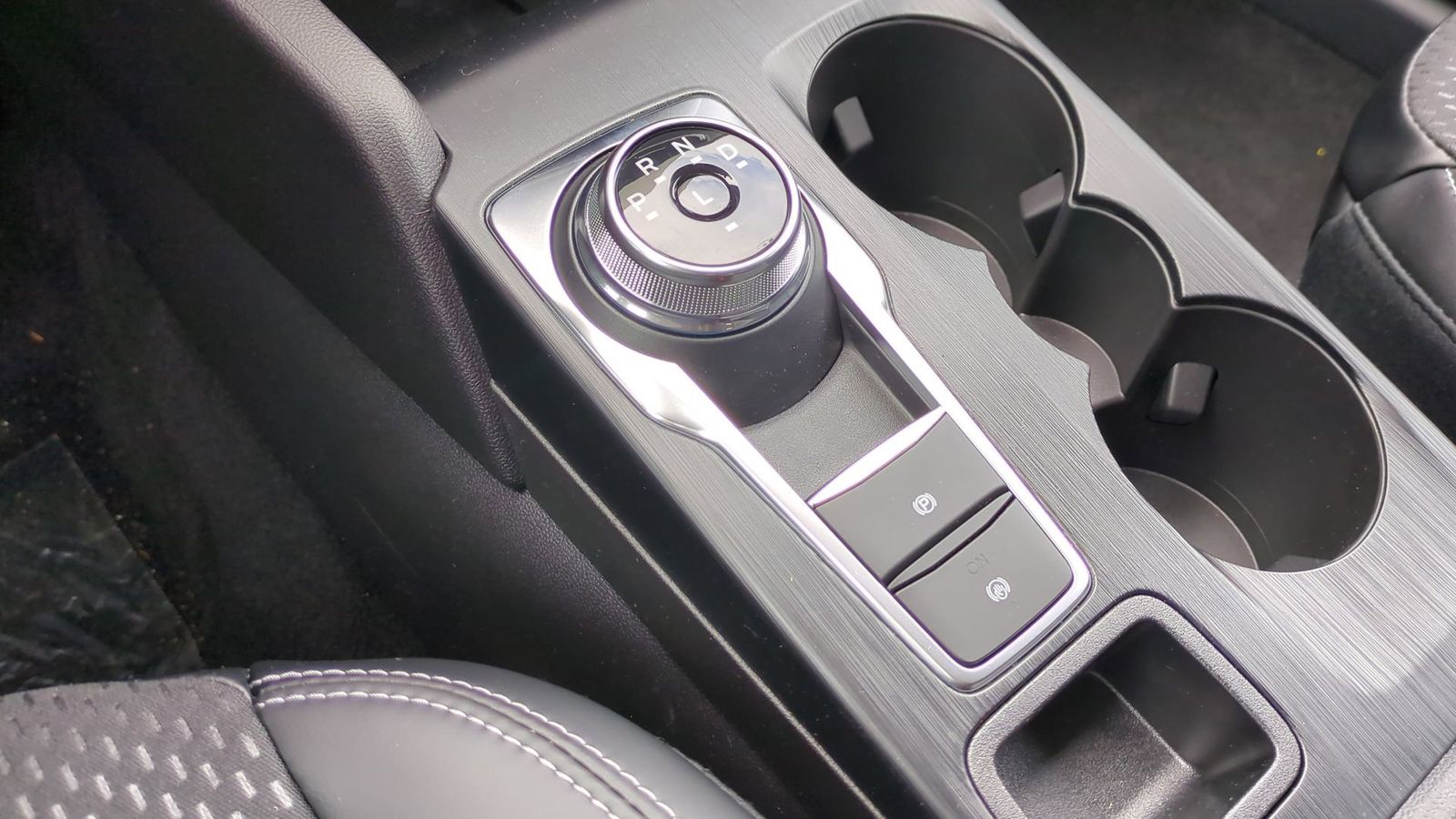 Thumbnail: 2025 Ford Escape - 29