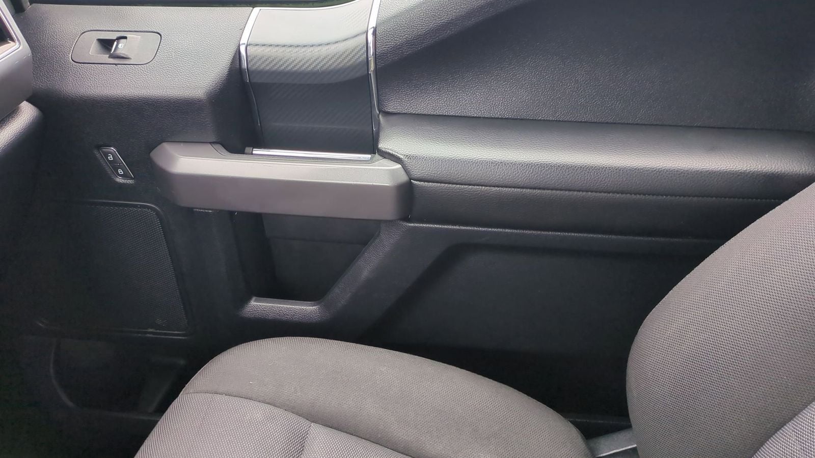 Thumbnail: 2019 Ford F-150 - 32