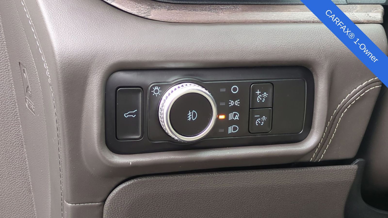 Thumbnail: 2023 Ford Explorer - 18