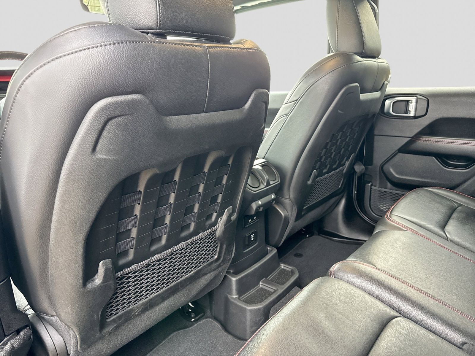 Thumbnail: 2021 Jeep Wrangler - 18