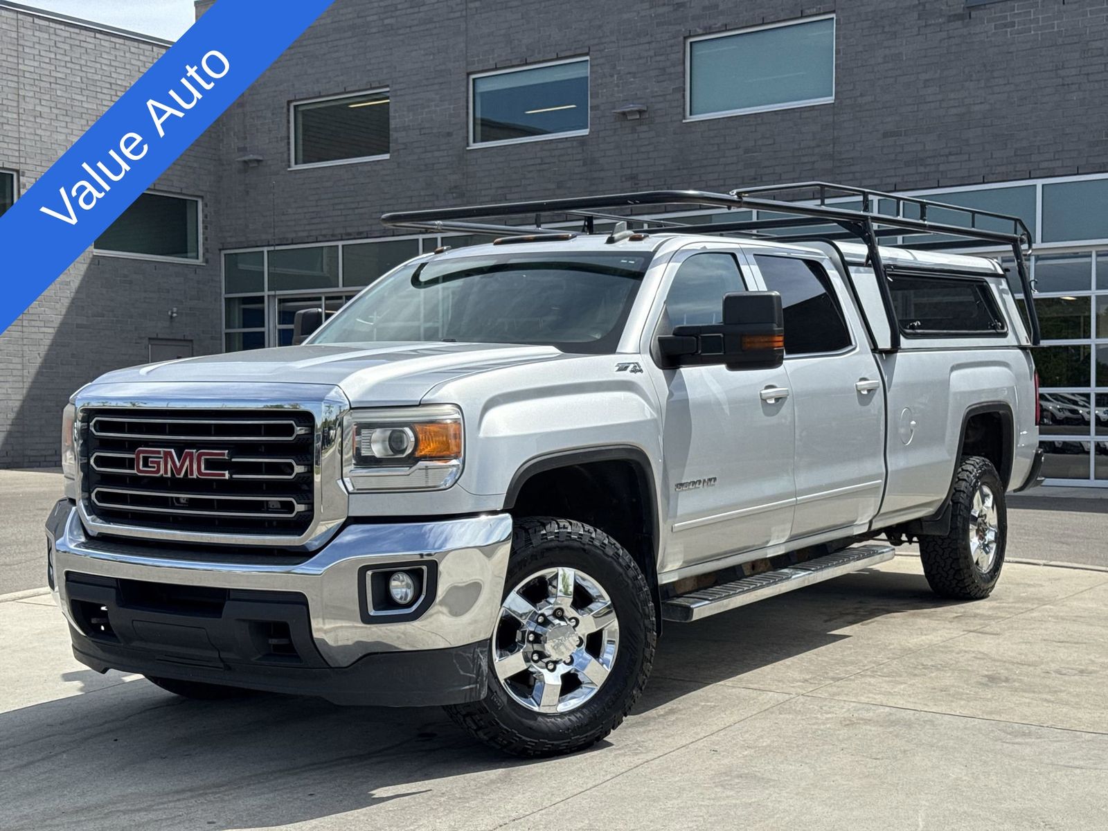 2015 GMC Sierra 4WD Crew Cab 6.5ft SLE SRW's photo