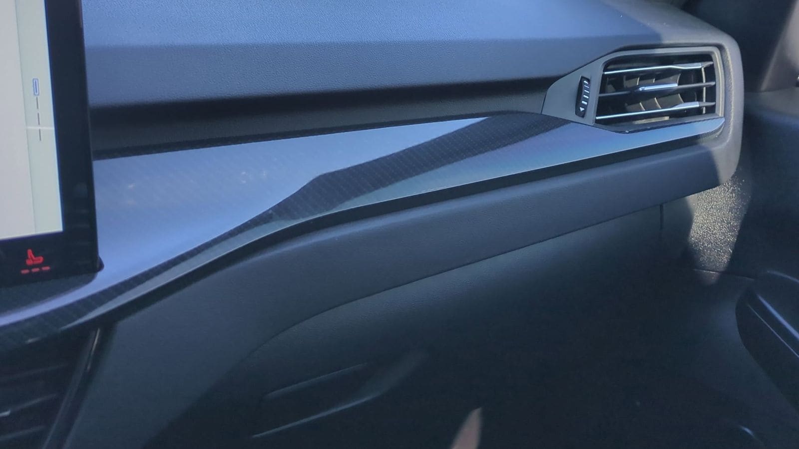 Thumbnail: 2024 Ford Escape - 22