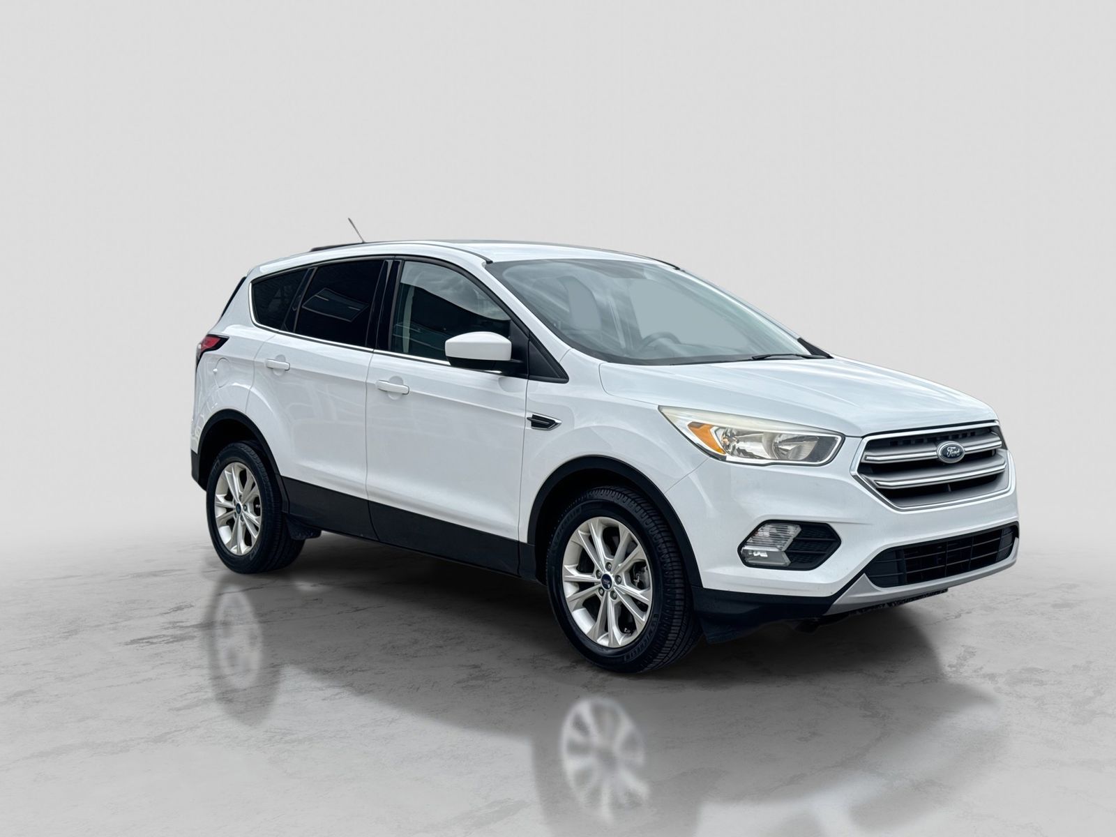 Thumbnail: 2017 Ford Escape - 9