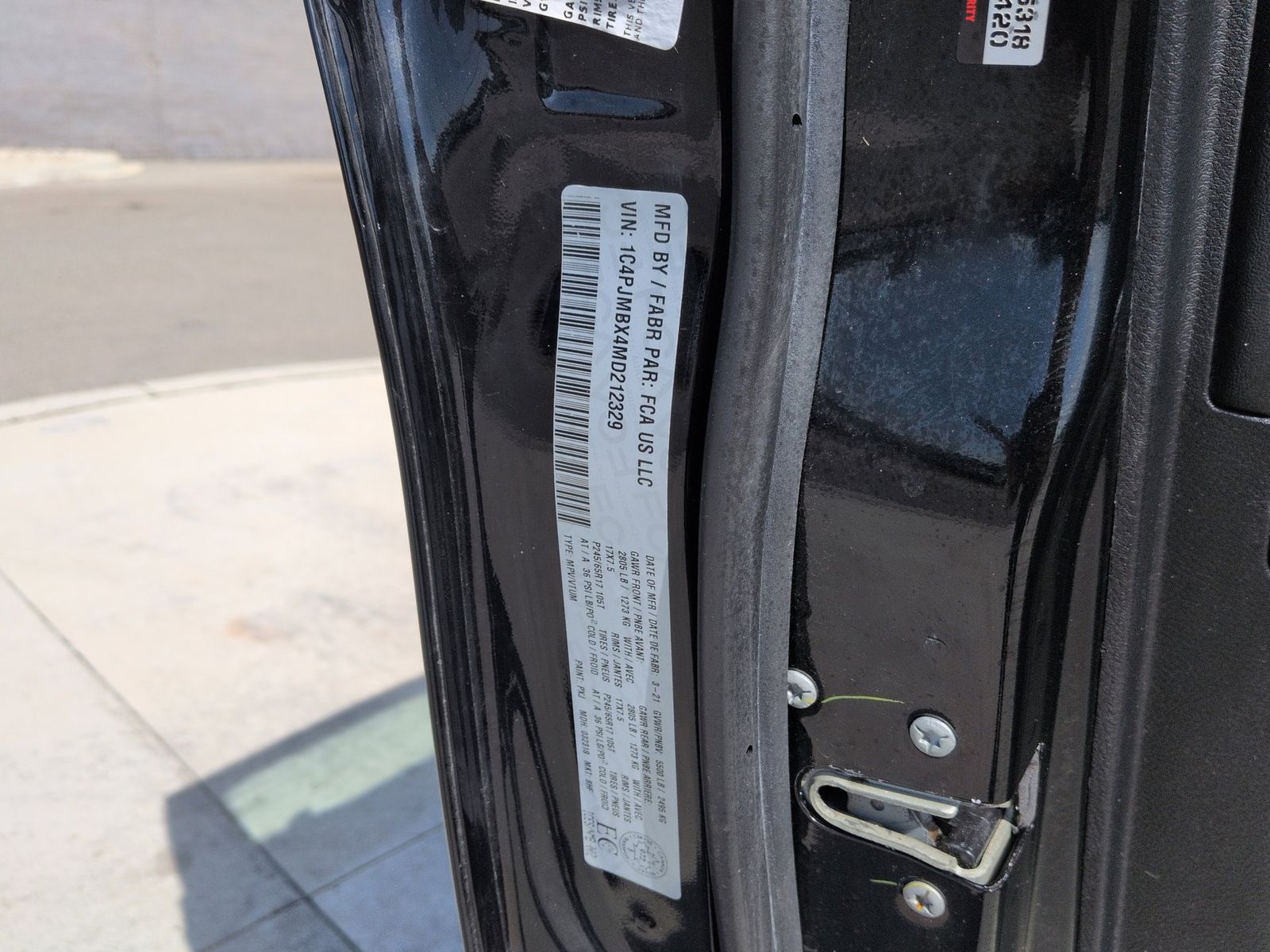 Thumbnail: 2021 Jeep Cherokee - 45