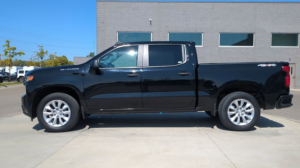 Used 2020 Chevrolet Silverado 1500 Custom Truck