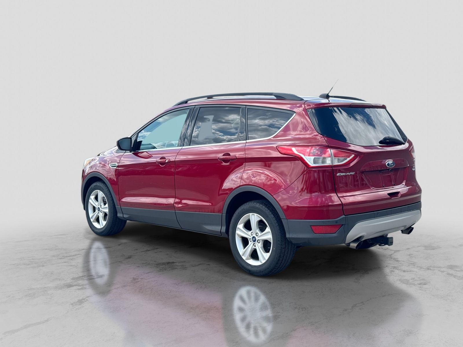 Thumbnail: 2015 Ford Escape - 3