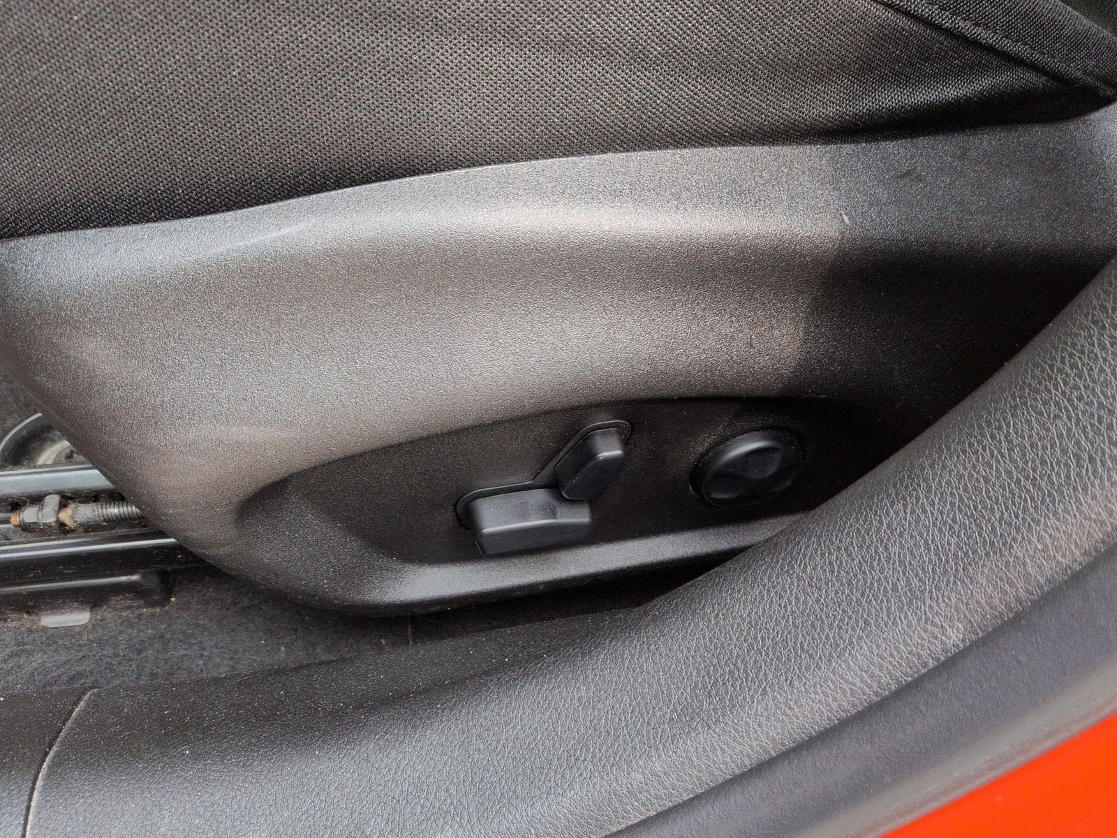 Thumbnail: 2017 Jeep Renegade - 22