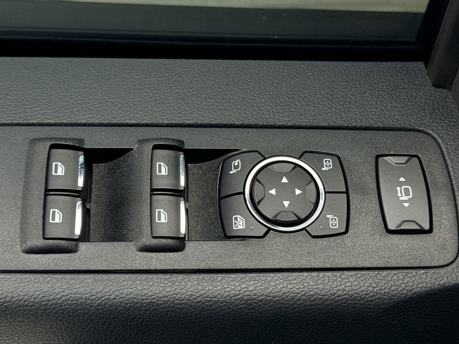 Thumbnail: 2022 Ford F-250 - 22