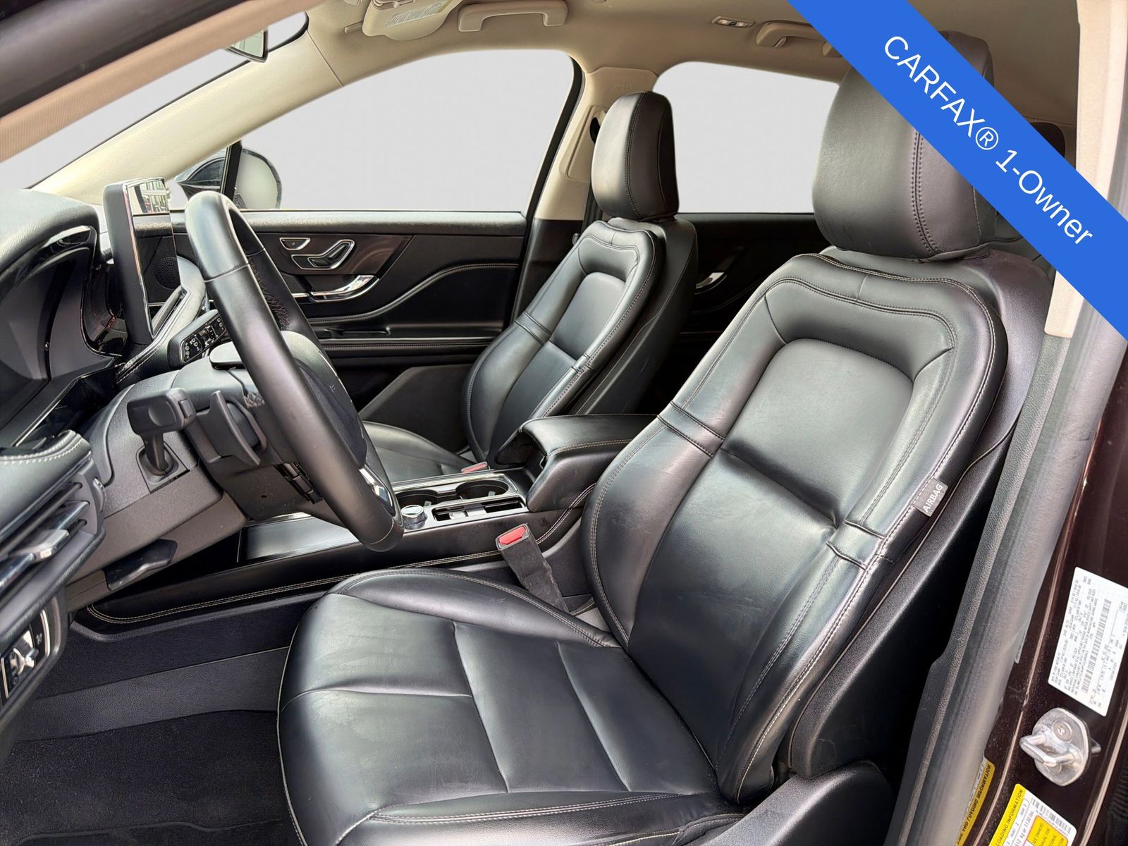 Thumbnail: 2023 Lincoln Corsair - 18