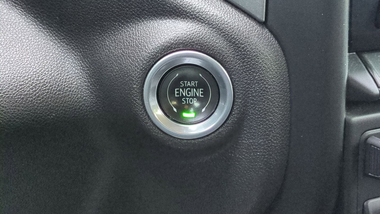 Thumbnail: 2020 Chevrolet Silverado 1500 - 30