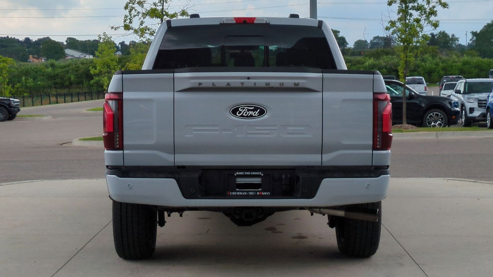 2025 Ford F-150 Platinum photo 4