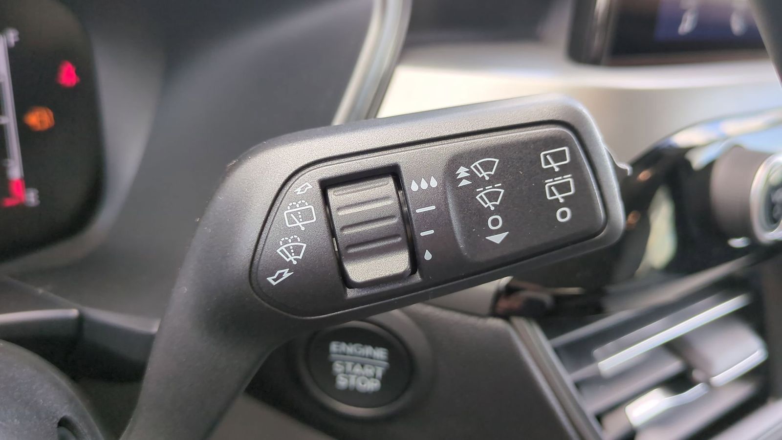 Thumbnail: 2025 Ford Escape - 24