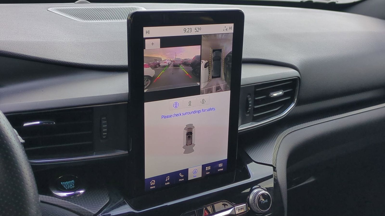 Thumbnail: 2022 Ford Explorer - 34