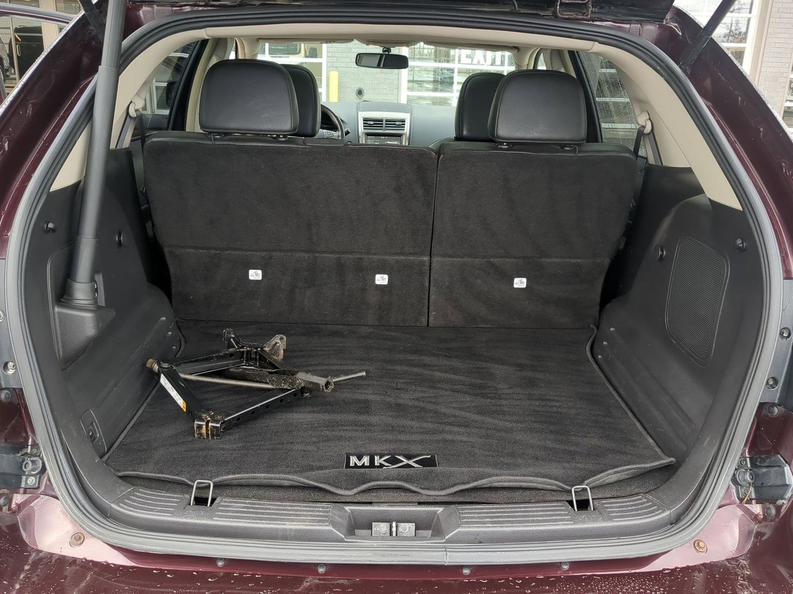 Thumbnail: 2011 Lincoln MKX - 39