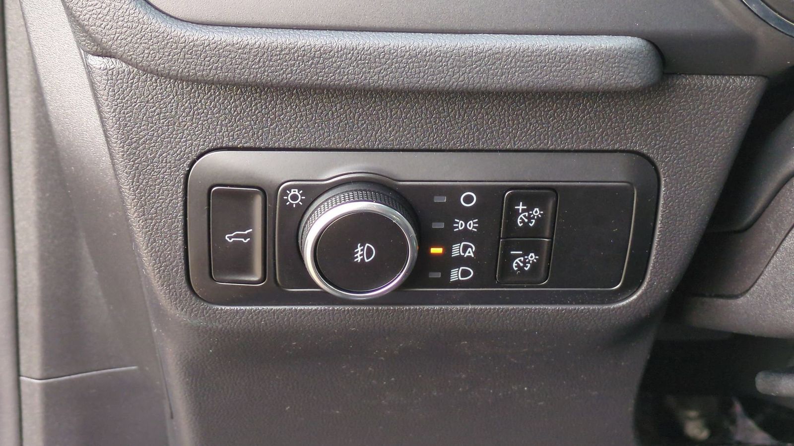 Thumbnail: 2025 Ford Escape - 17