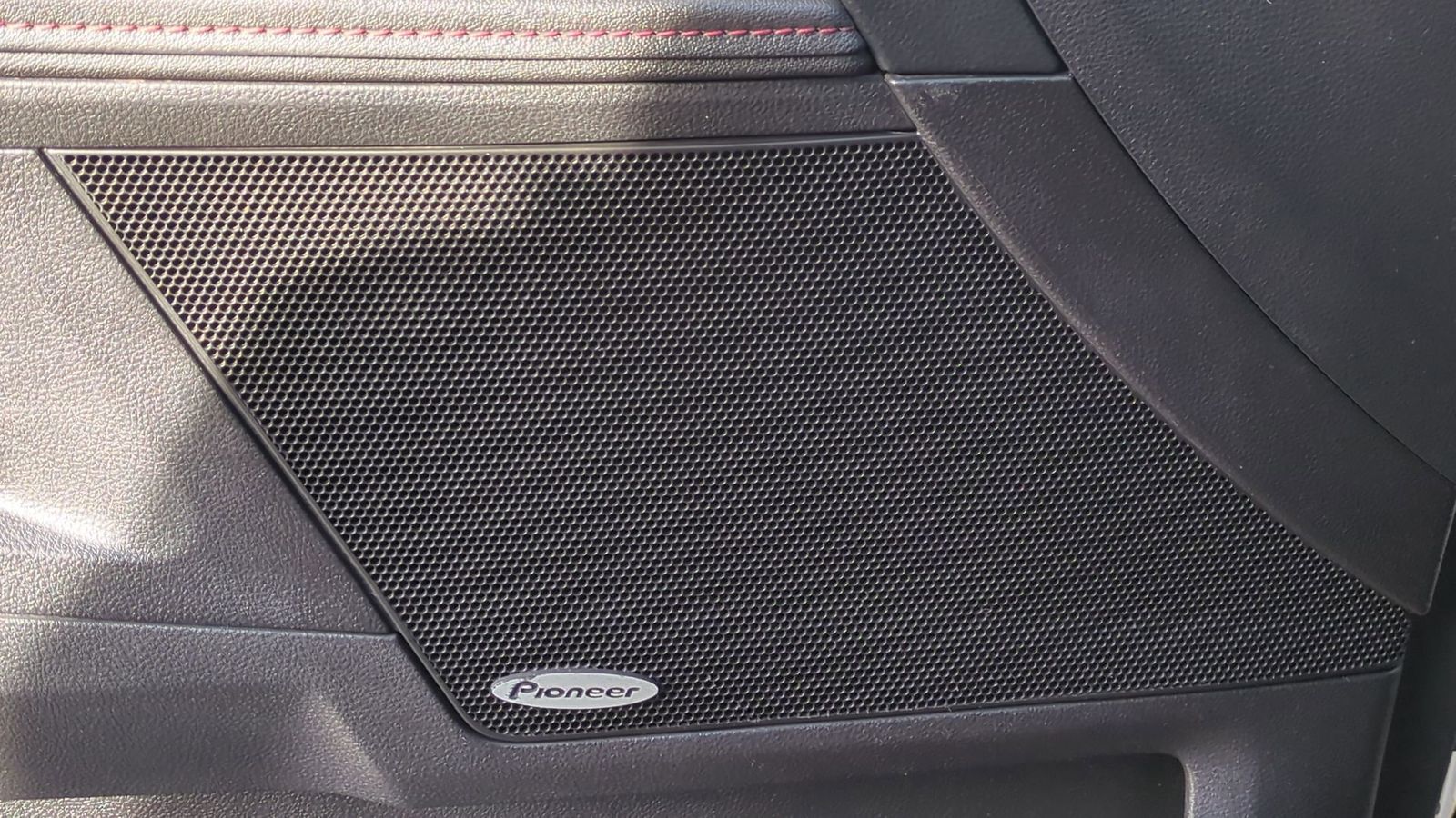 Thumbnail: 2013 GMC Terrain - 31