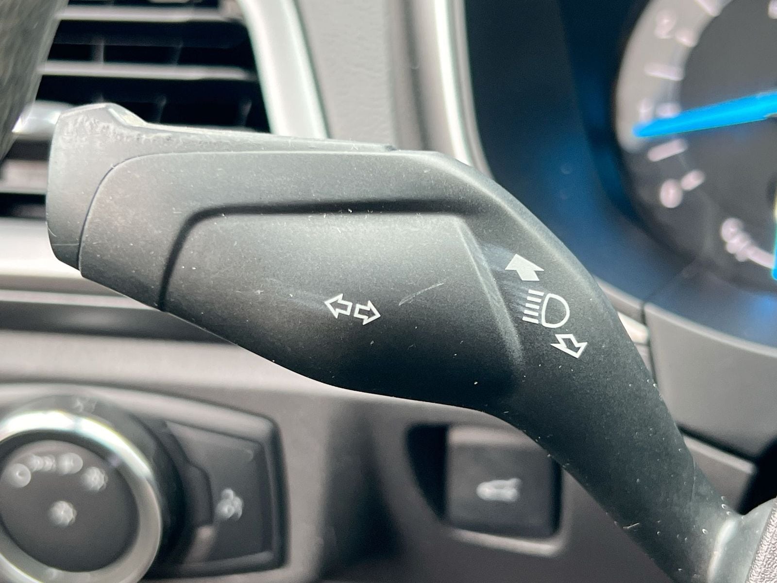 Thumbnail: 2014 Ford Fusion - 25