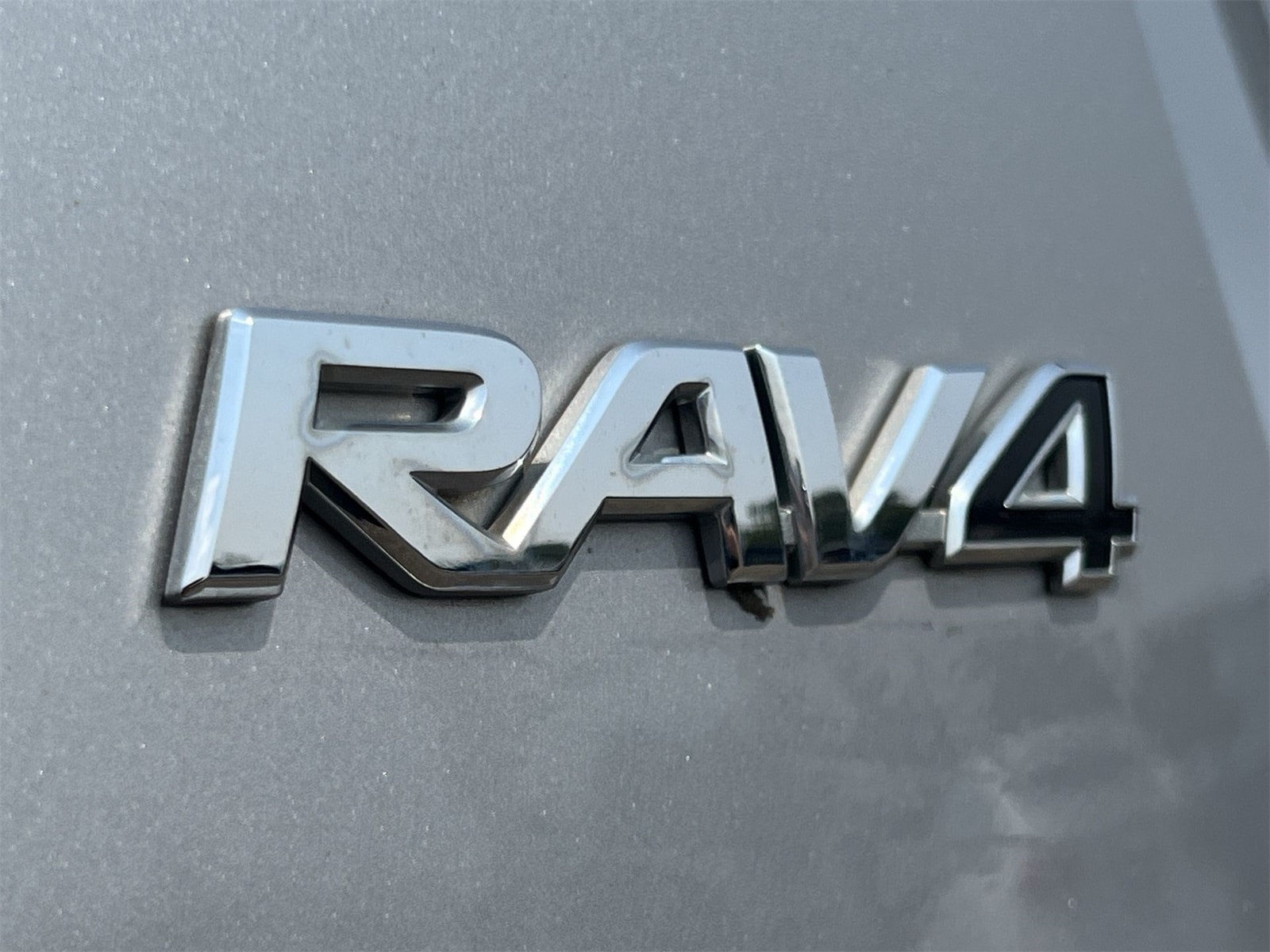 Thumbnail: 2017 Toyota RAV4 - 13
