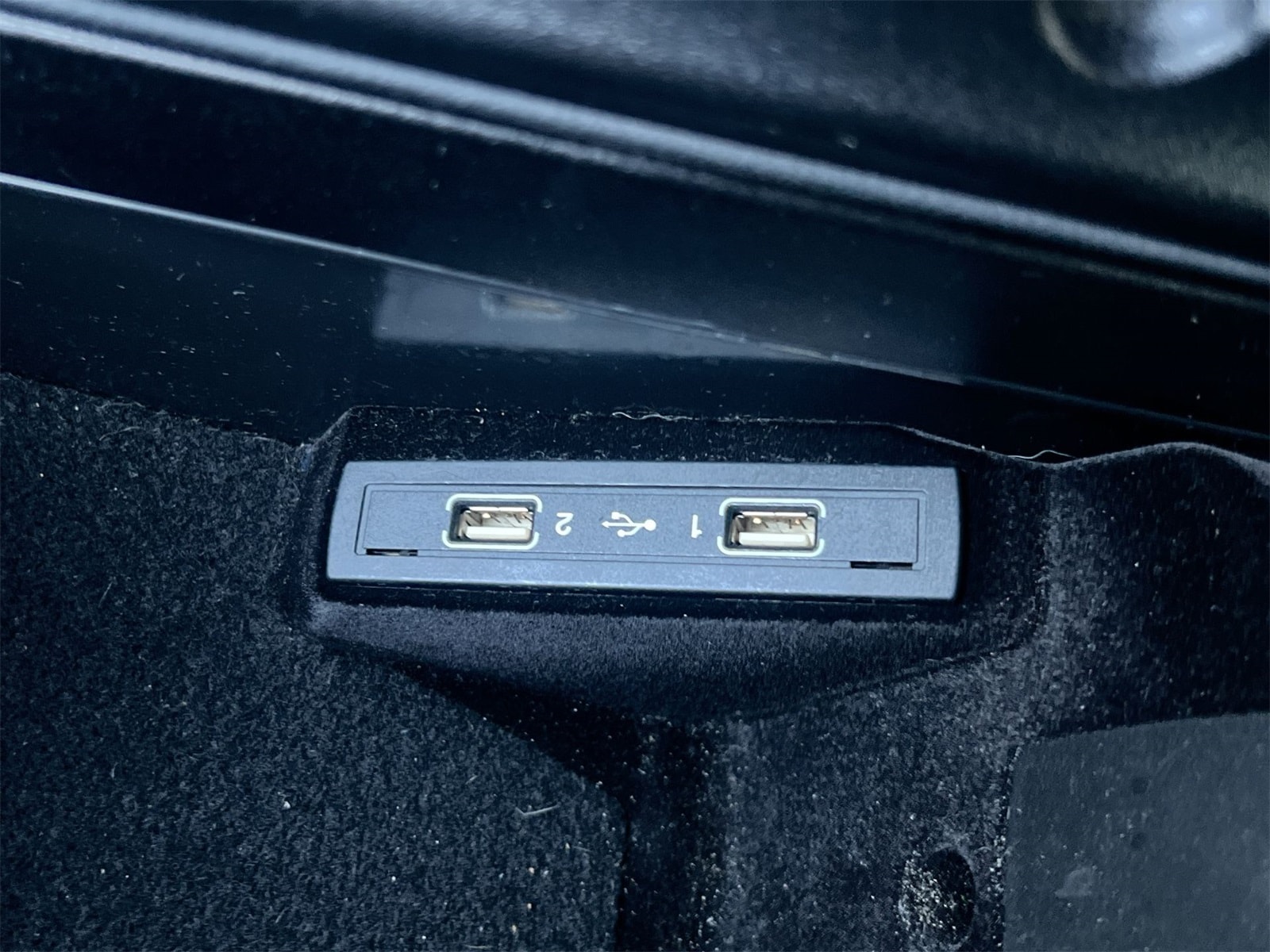 Thumbnail: 2016 Mercedes-Benz E-Class - 30