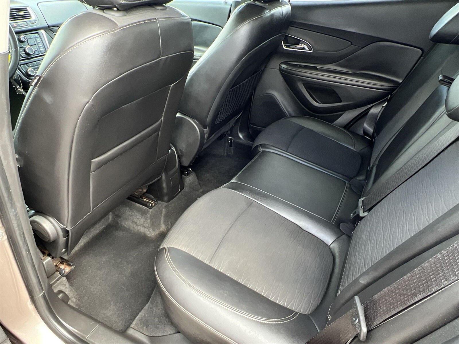 Thumbnail: 2015 Buick Encore - 19