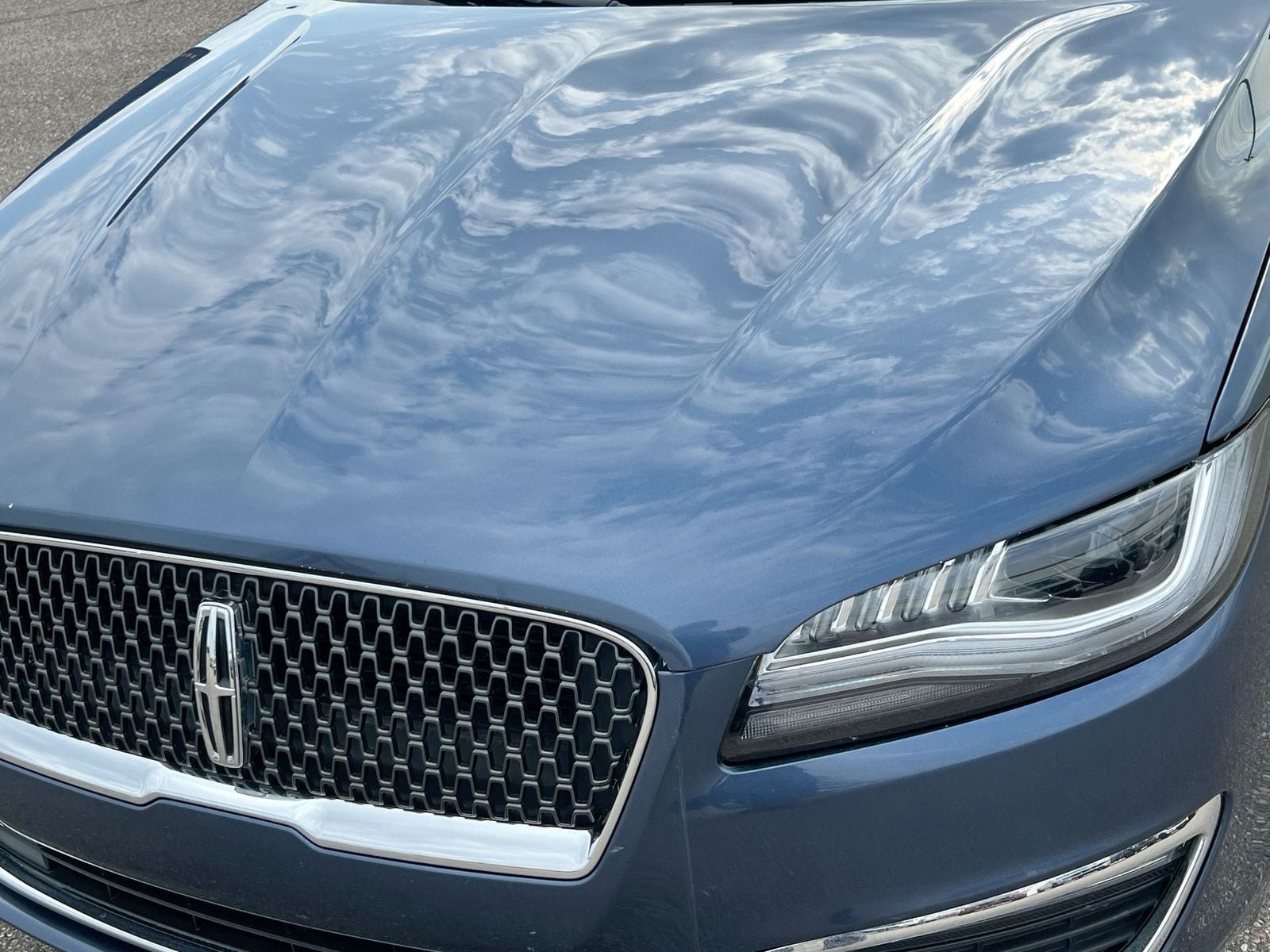 Thumbnail: 2019 Lincoln MKZ - 10