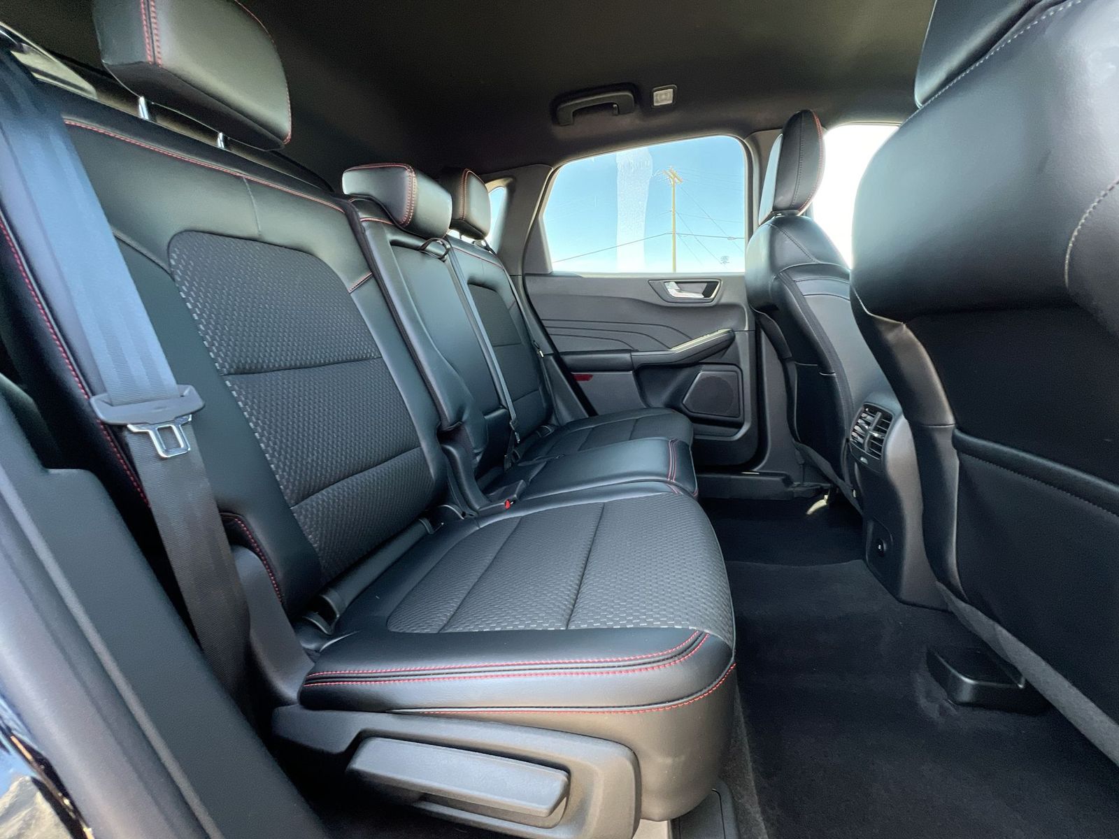 Thumbnail: 2023 Ford Escape - 20