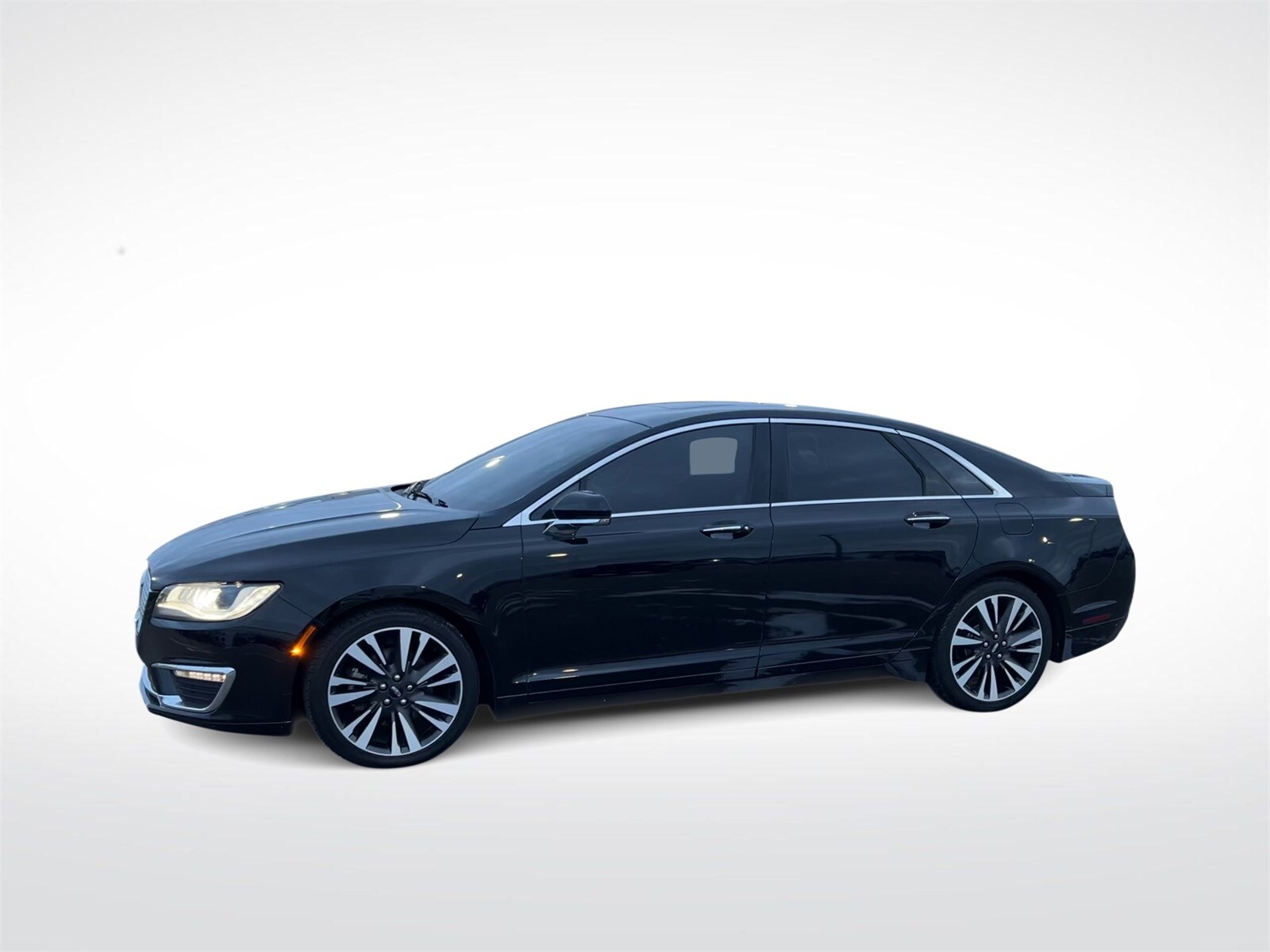 Thumbnail: 2018 Lincoln MKZ - 5