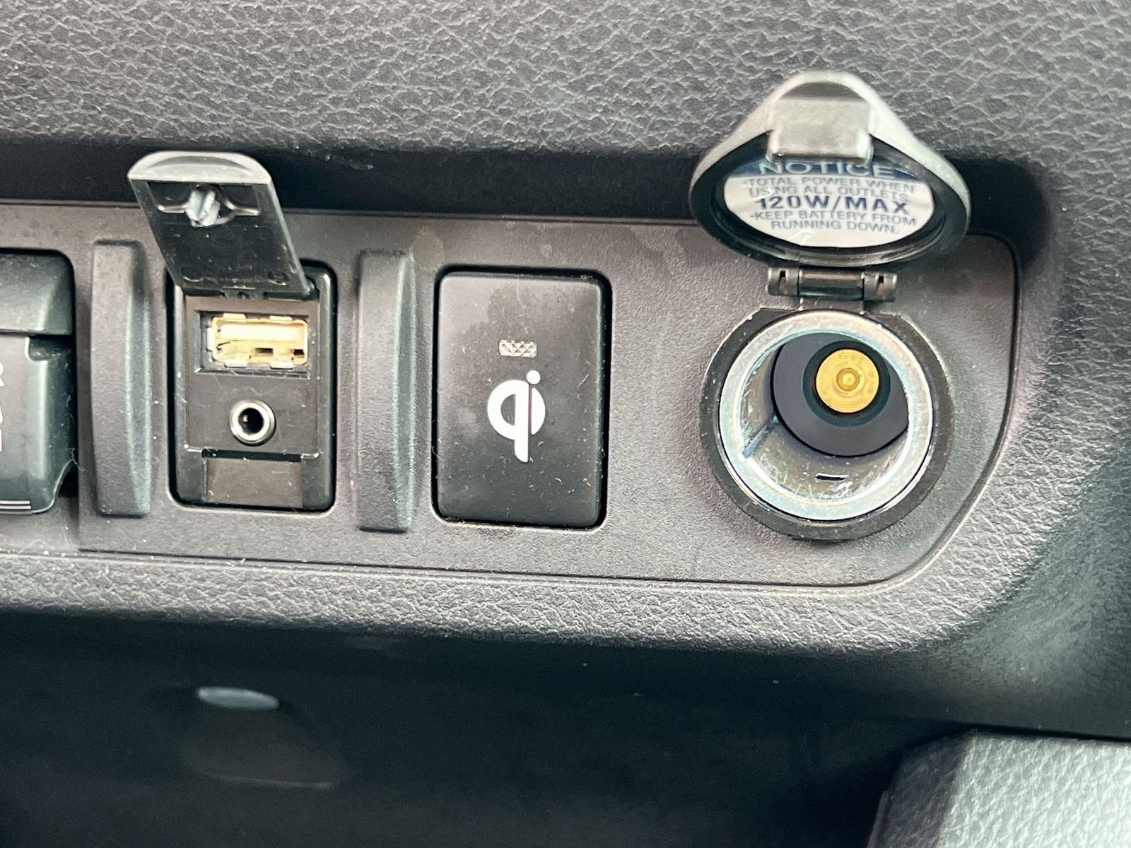 Thumbnail: 2019 Toyota Tacoma - 31