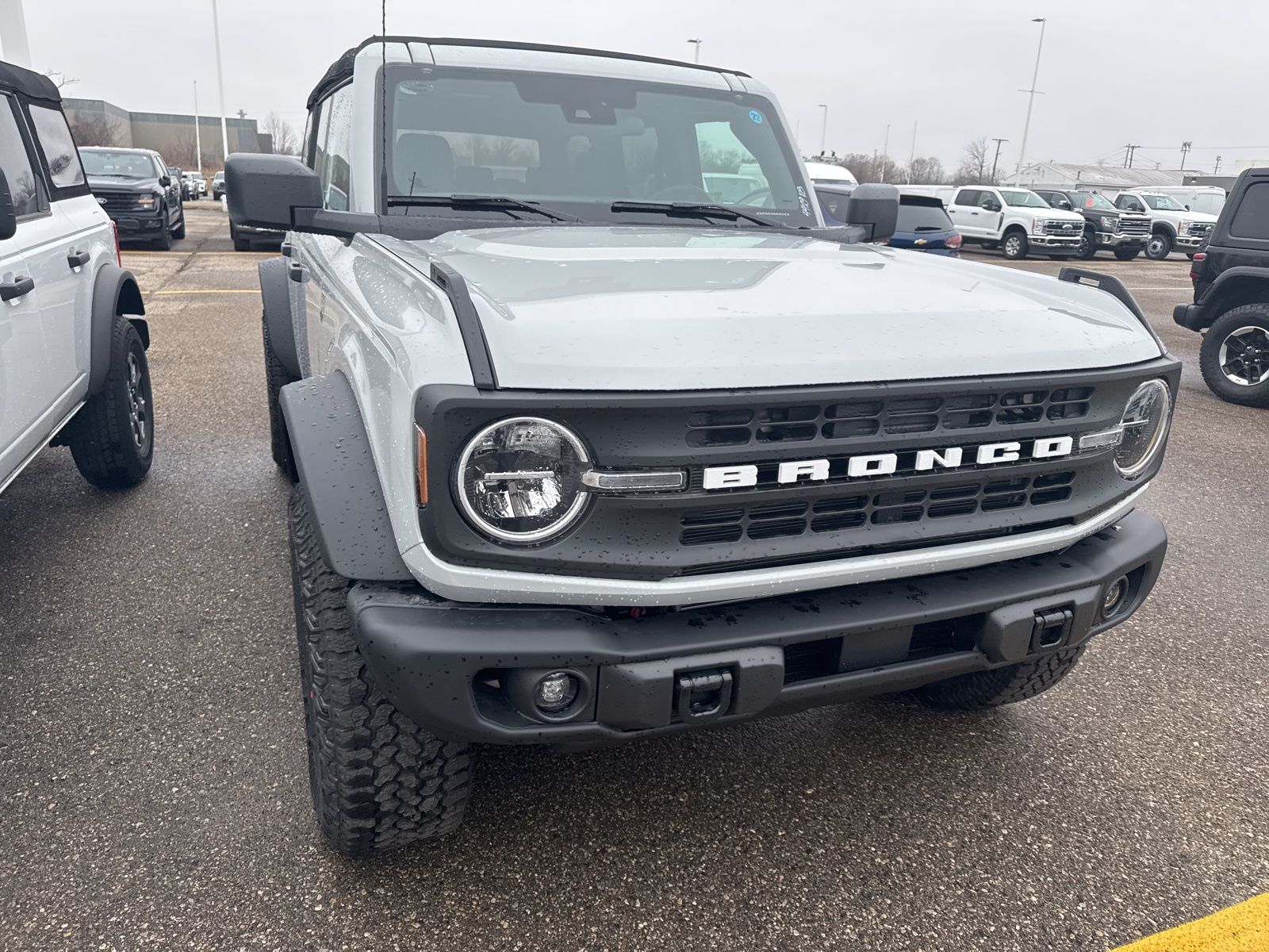 Thumbnail: 2026 Ford Bronco - 5