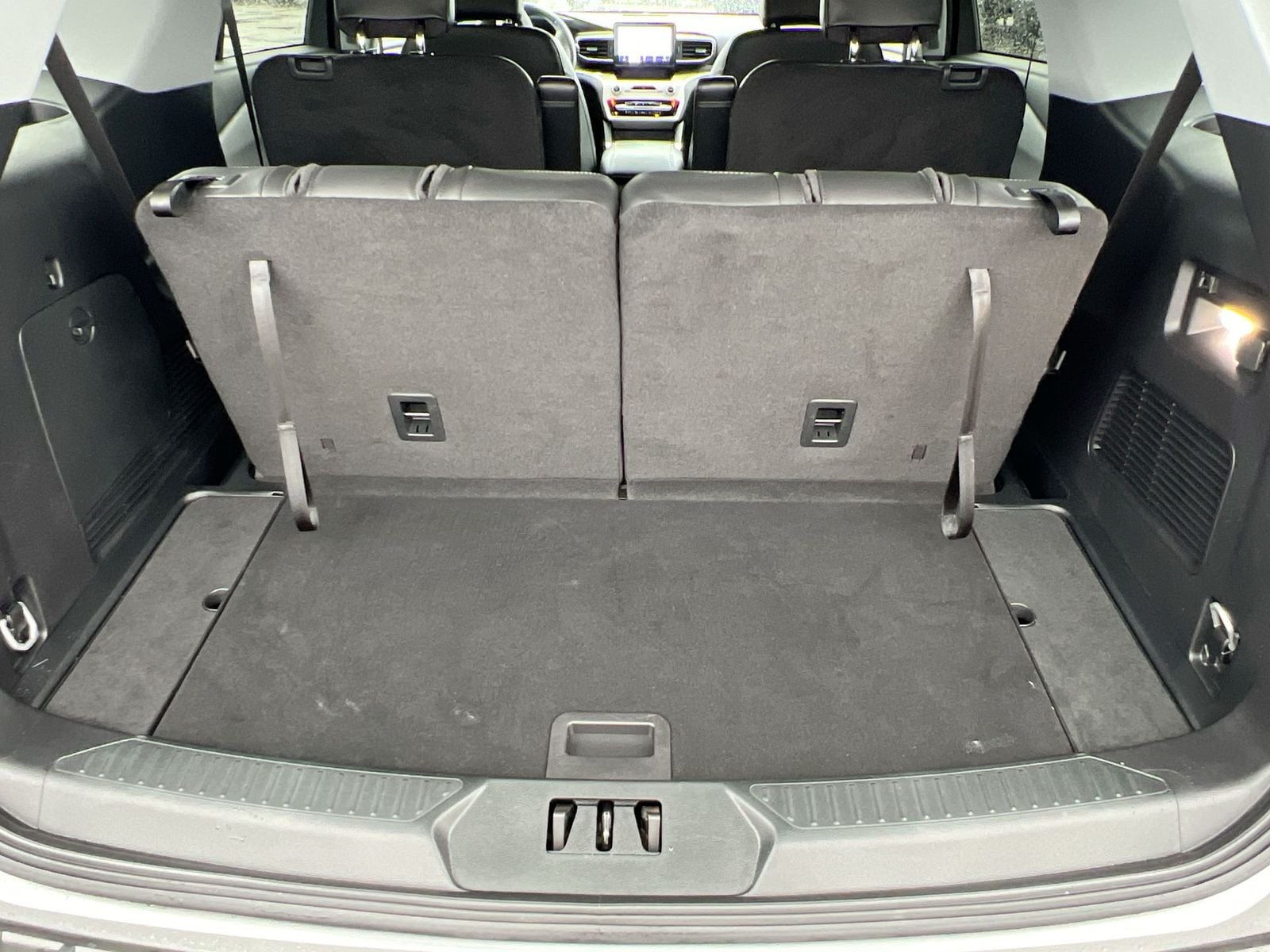 Thumbnail: 2023 Ford Explorer - 34