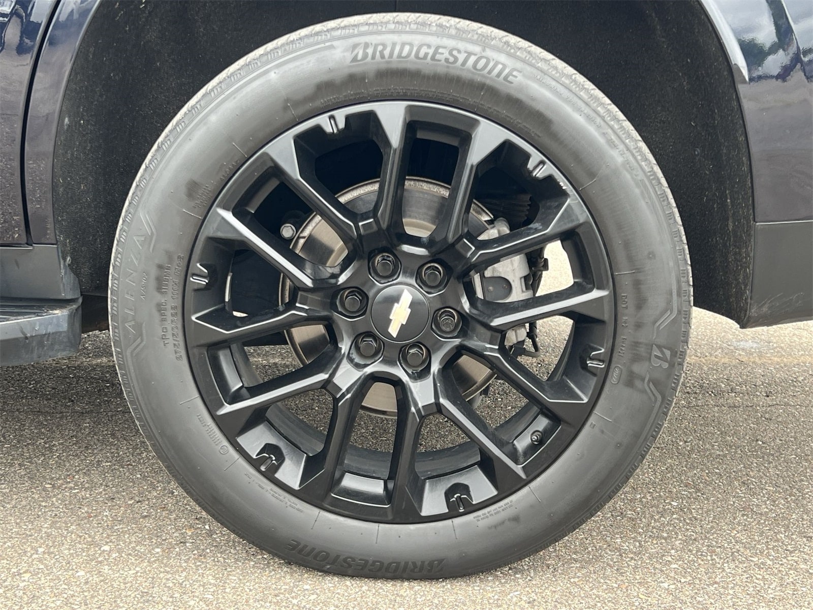 Thumbnail: 2022 Chevrolet Tahoe - 14