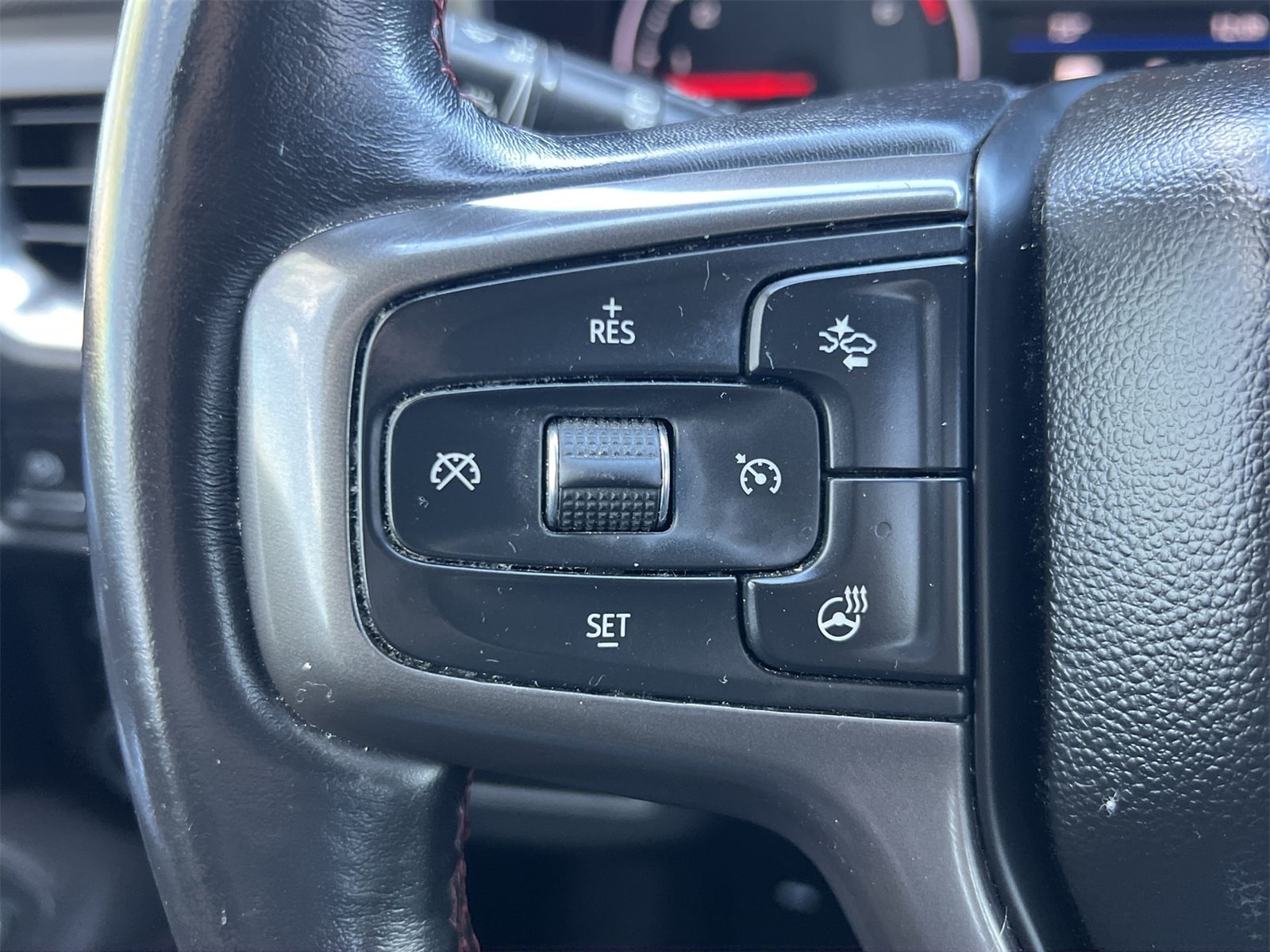 Thumbnail: 2021 Chevrolet Suburban - 24