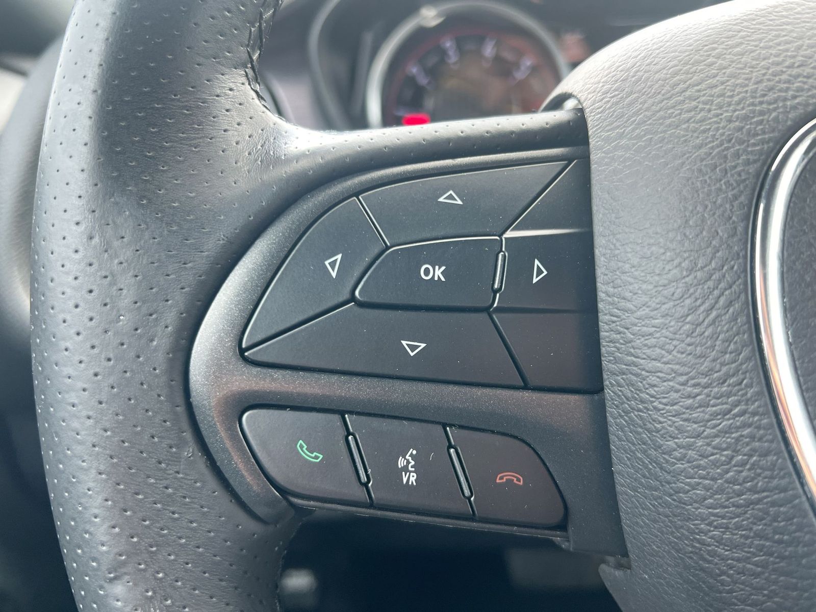 Thumbnail: 2018 Dodge Challenger - 22