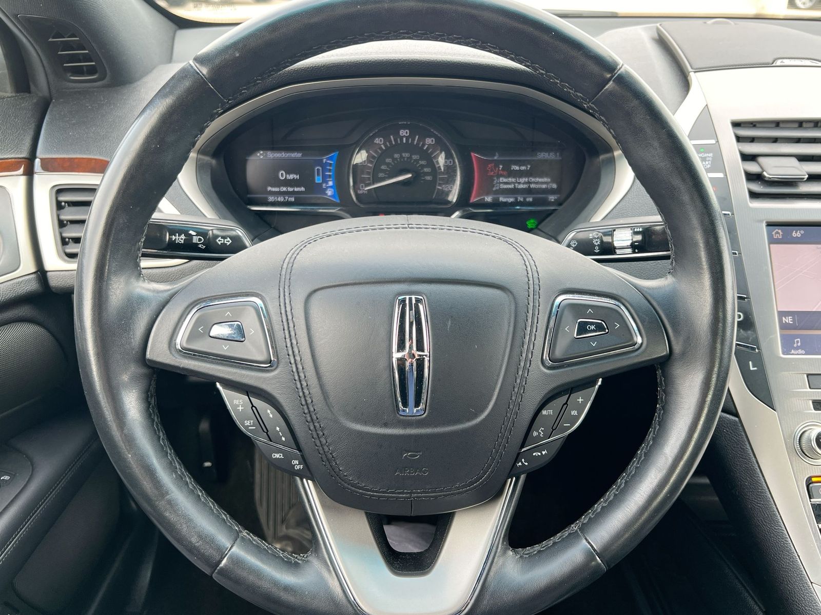 Thumbnail: 2019 Lincoln MKZ - 21