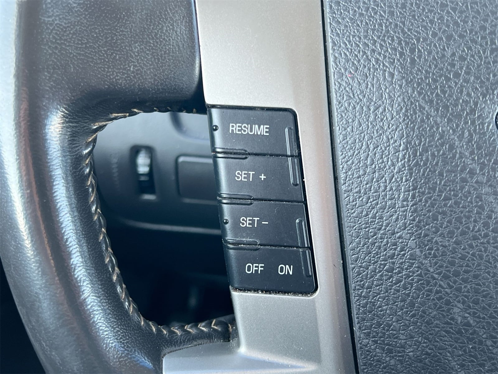 Thumbnail: 2011 Ford Flex - 23