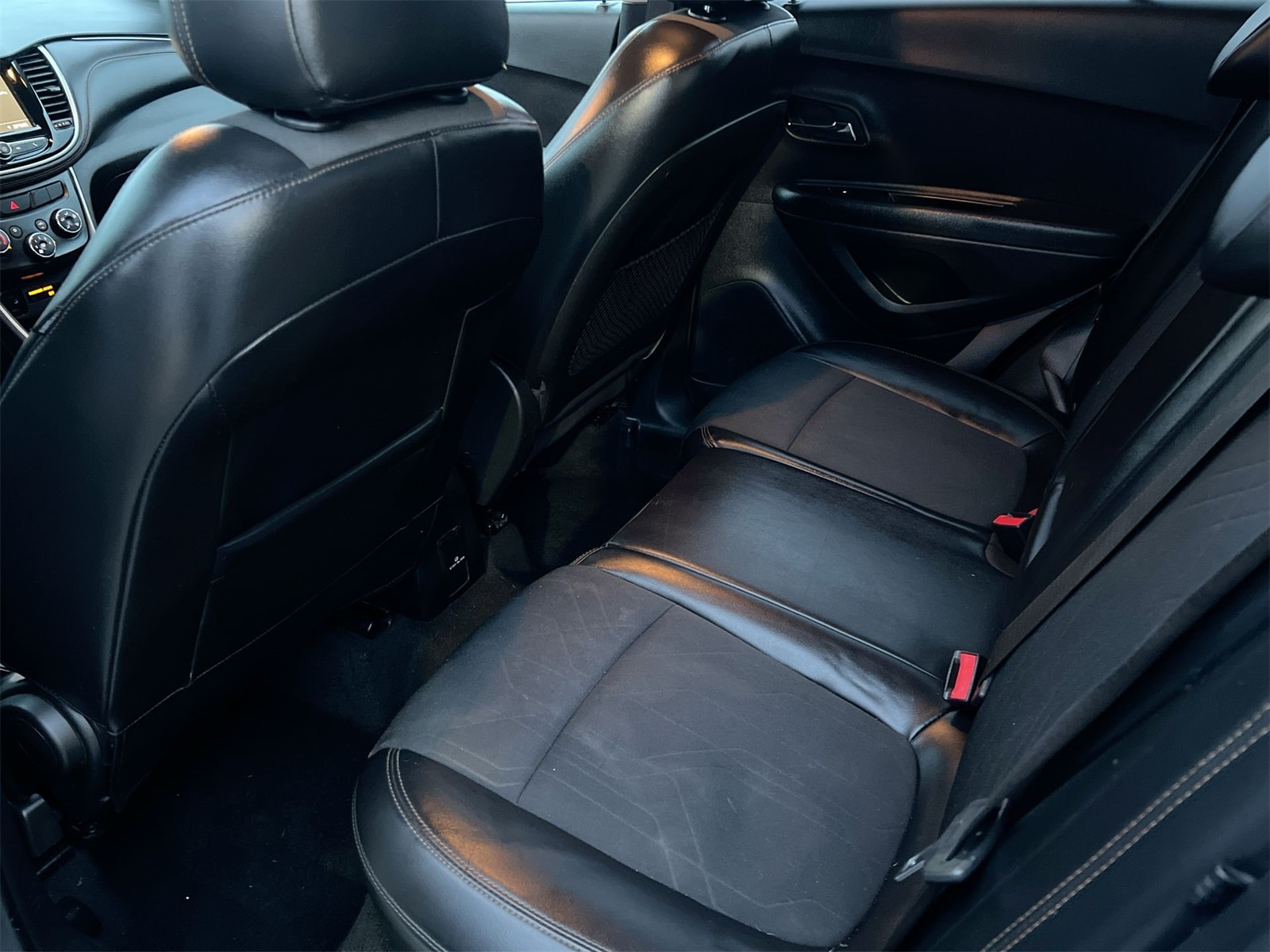 Thumbnail: 2019 Chevrolet Trax - 18