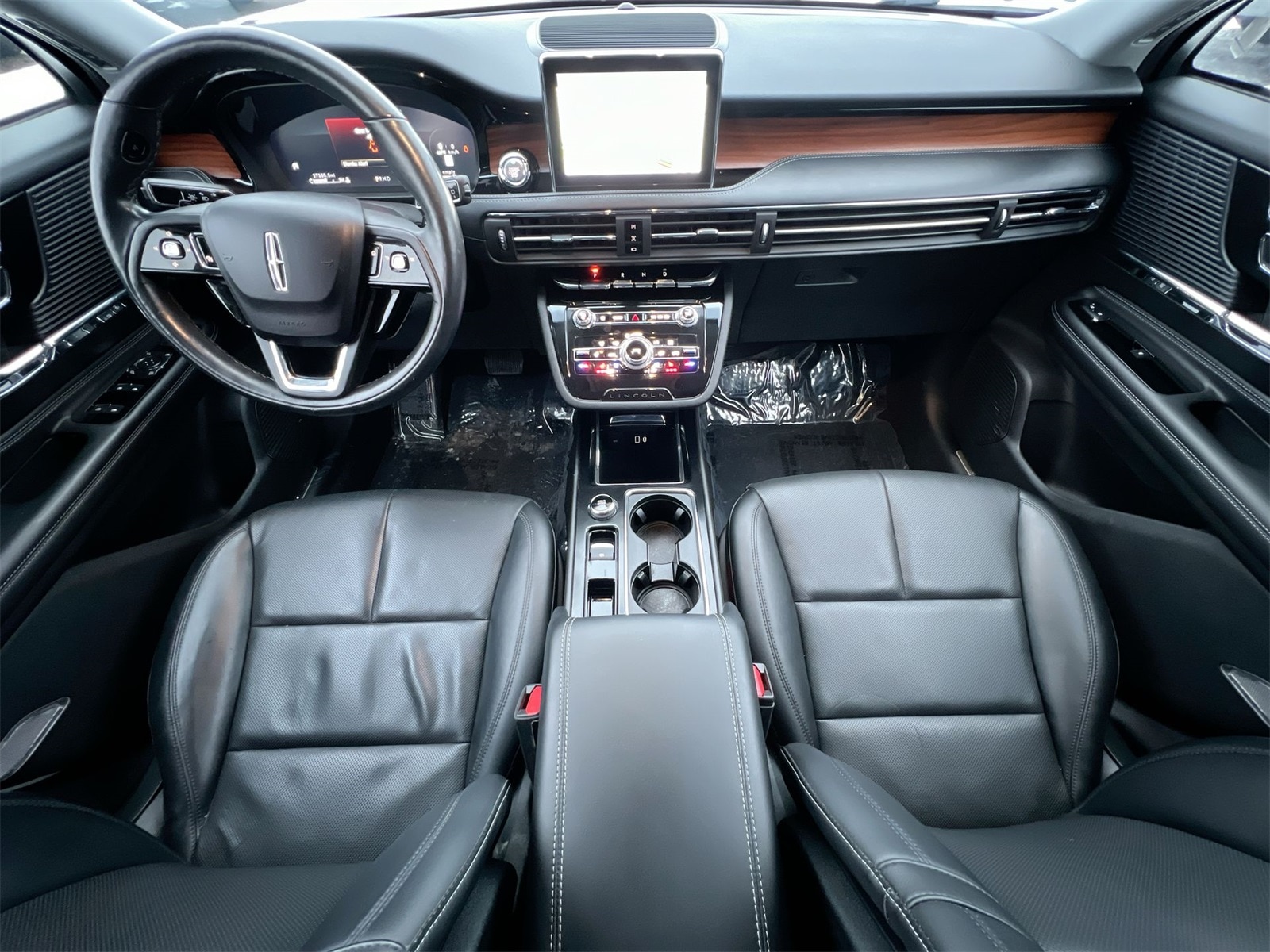 Thumbnail: 2022 Lincoln Corsair - 15