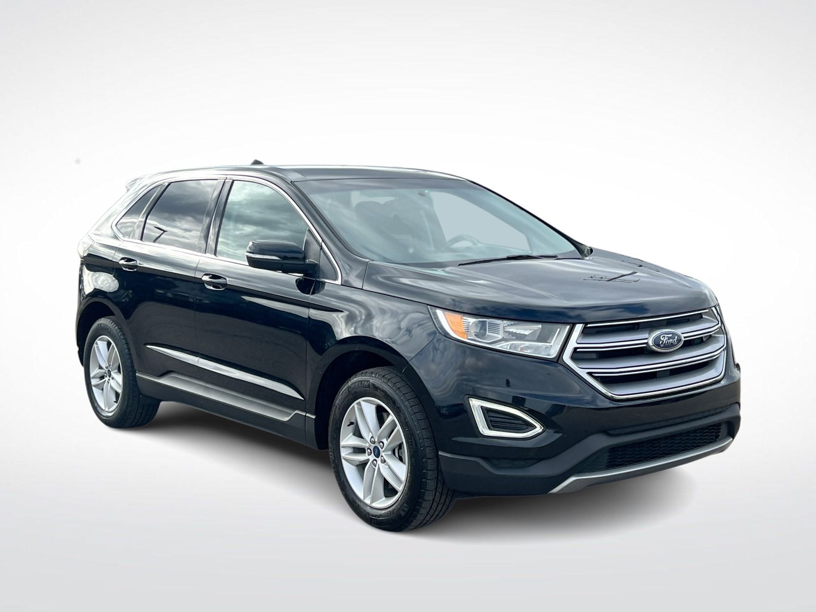 Thumbnail: 2017 Ford Edge - 2