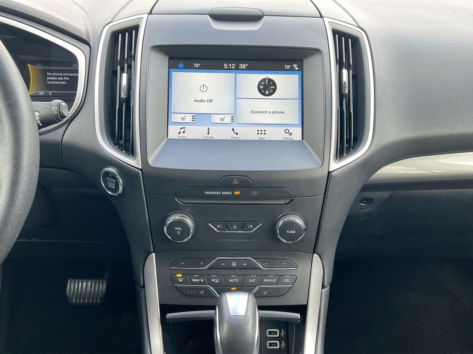 Thumbnail: 2017 Ford Edge - 27