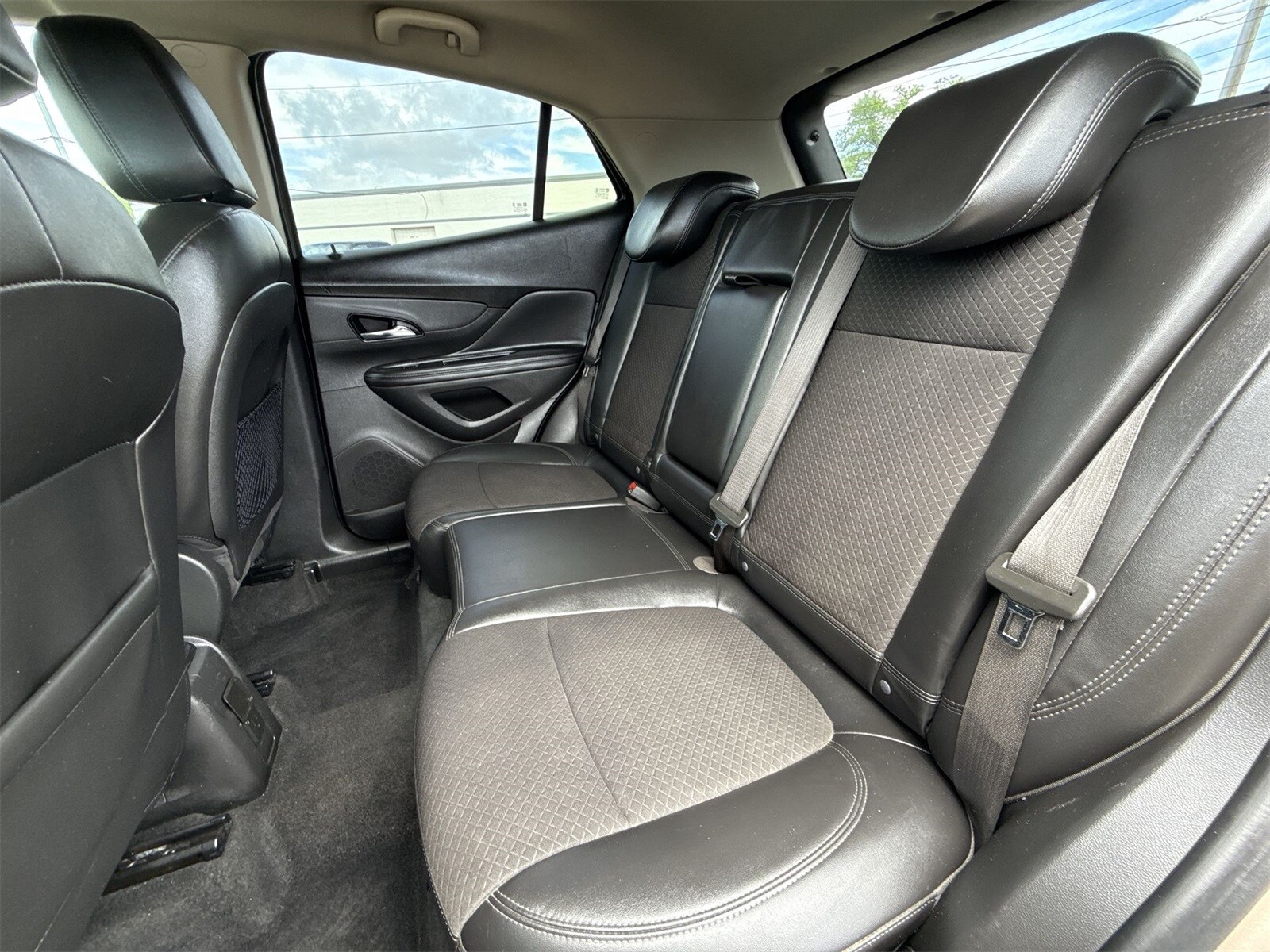 Thumbnail: 2019 Buick Encore - 20