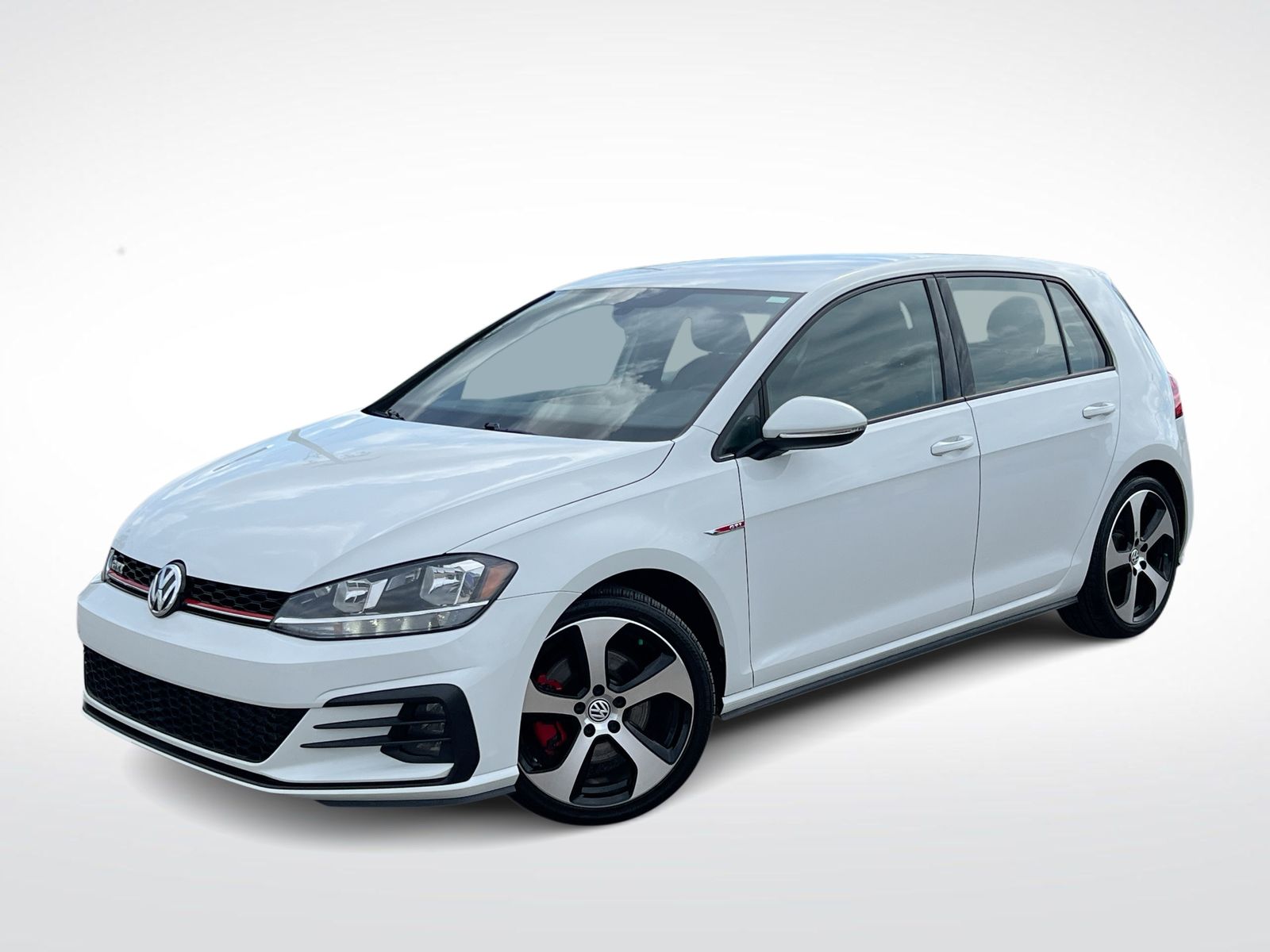 Thumbnail: 2018 Volkswagen Golf - 1