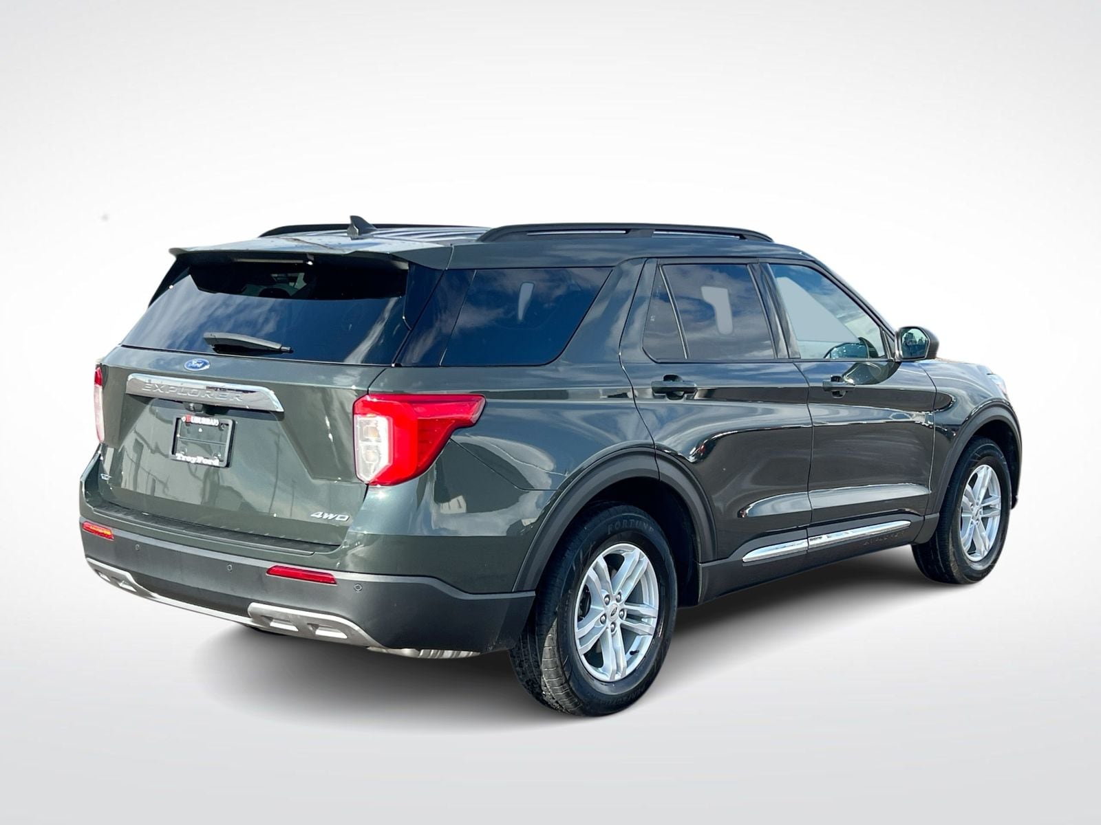 Thumbnail: 2022 Ford Explorer - 8