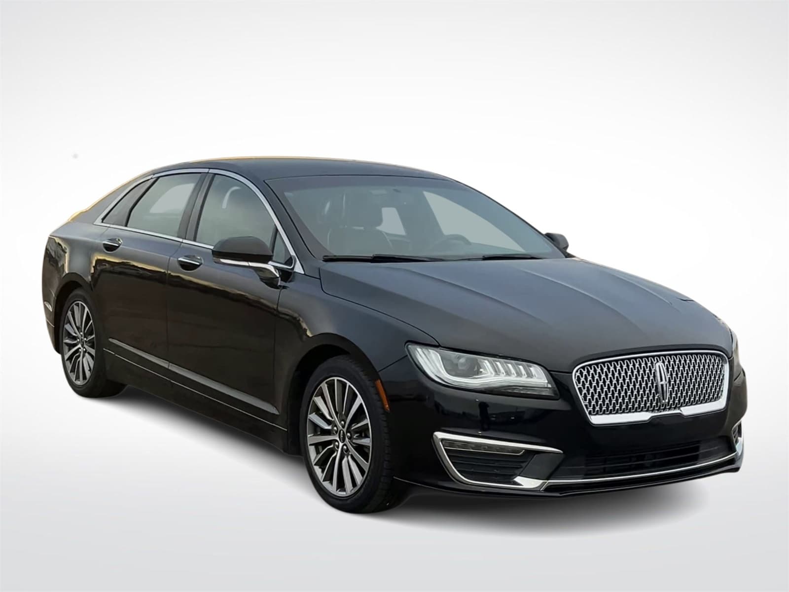 Thumbnail: 2018 Lincoln MKZ - 3
