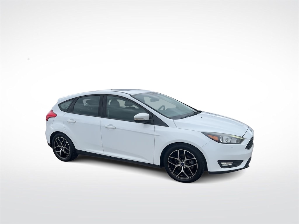 Used 2017 Ford Focus SEL Hatchback