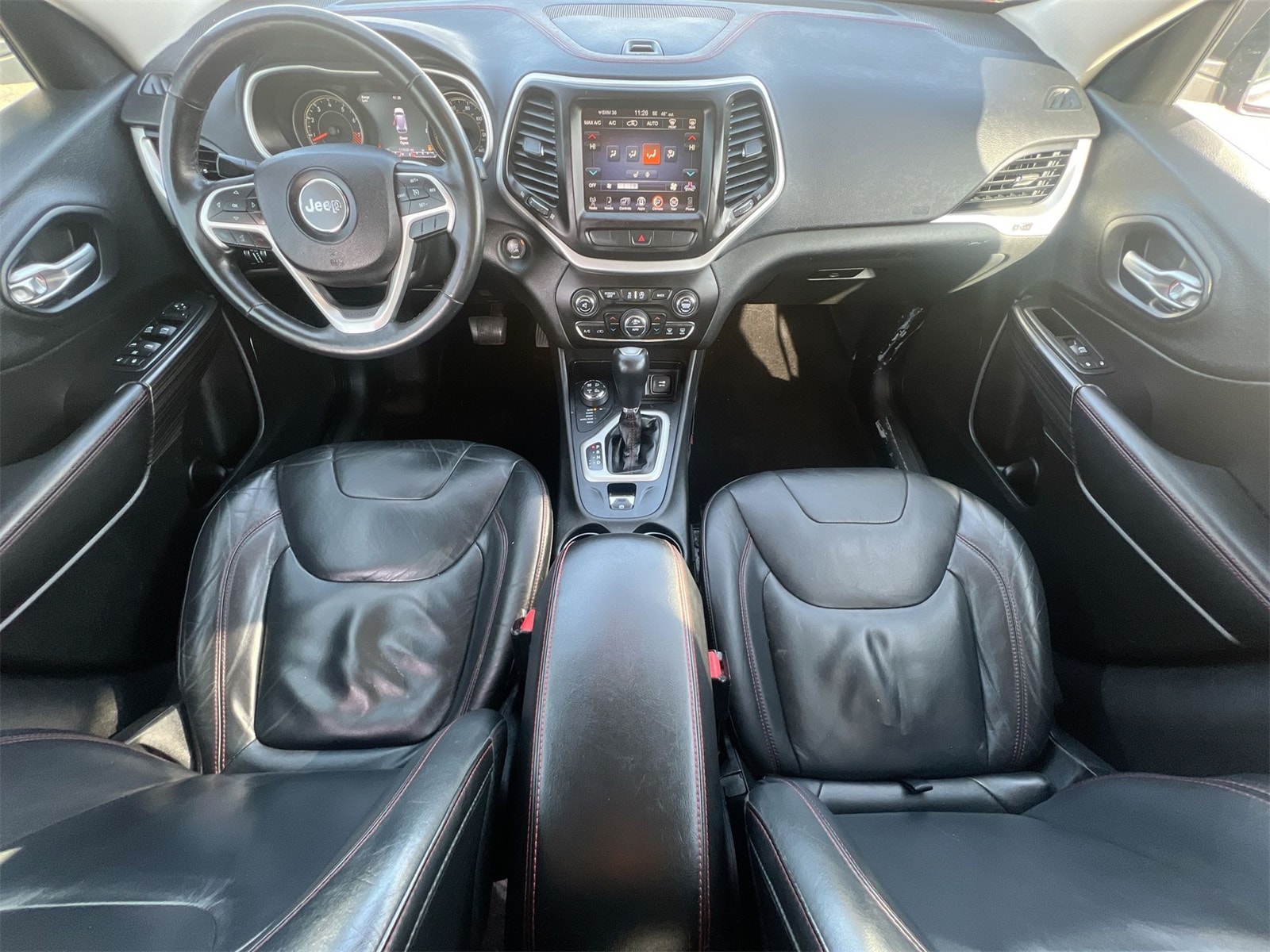 Thumbnail: 2015 Jeep Cherokee - 15