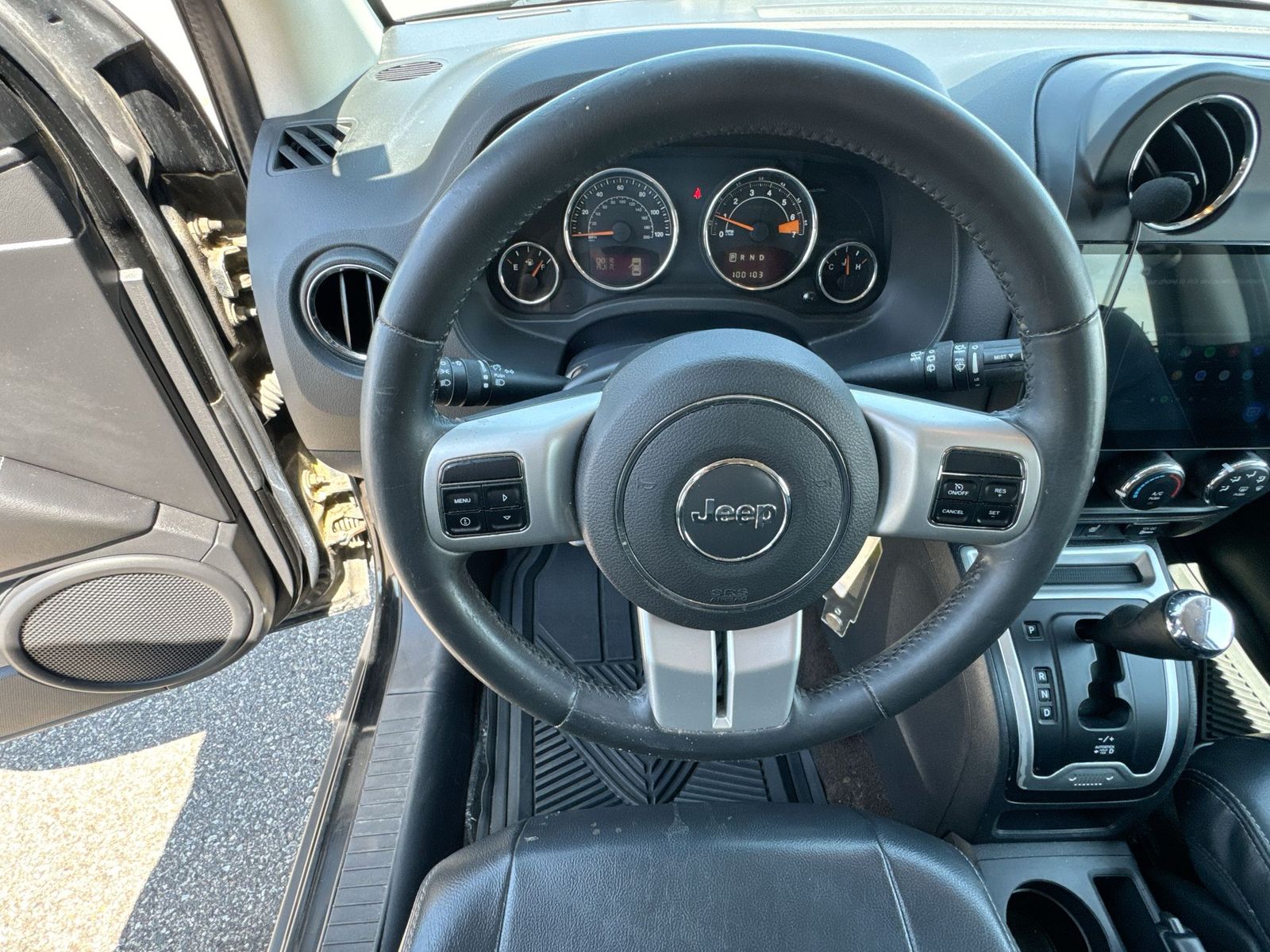 Thumbnail: 2014 Jeep Compass - 22