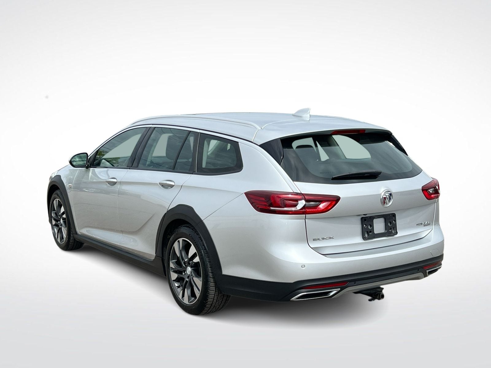Thumbnail: 2018 Buick Regal - 6